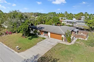 1013 Averly St, Fort Myers, FL 33919 - Photo 50