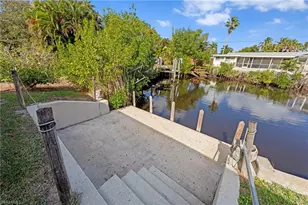 1013 Averly St, Fort Myers, FL 33919 - Photo 42