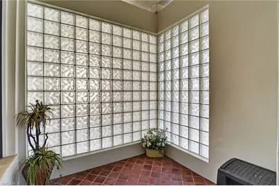 909 10th St S #204, Naples, FL 34102 - Photo 18