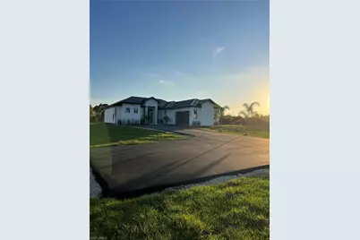 2594 43rd Ave NE, Naples, FL 34120 - Photo 8