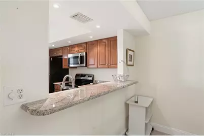 3150 Binnacle Dr #115, Naples, FL 34103 - Photo 10