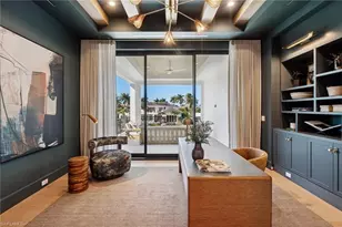 1990 7th St S, Naples, FL 34102 - Photo 22