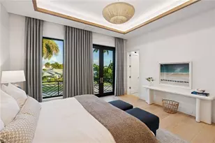 1990 7th St S, Naples, FL 34102 - Photo 26