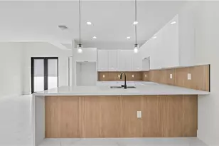 1121 Crocus St, Lehigh Acres, FL 33974 - Photo 8