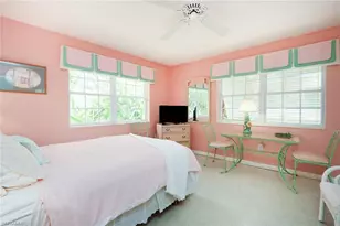 361 1st Ave N, Naples, FL 34102 - Photo 22