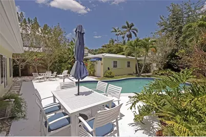 361 1st Ave N, Naples, FL 34102 - Photo 4