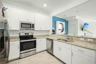 12054 Via Lighthouse Ln, Fort Myers, FL 33913 - Photo 8