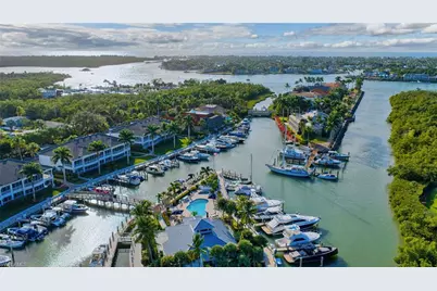 1701 Gulfstar Dr S #103, Naples, FL 34112 - Photo 2