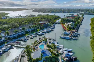 1701 Gulfstar Dr S, Naples, FL 34112 - Photo 2