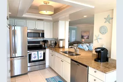 10475 Gulf Shore Dr #113, Naples, FL 34108 - Photo 14