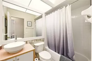 7360 Glenmoor Ln, Naples, FL 34104 - Photo 22