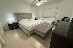 4220 Looking Glass Ln, Naples, FL 34112 - Photo 4