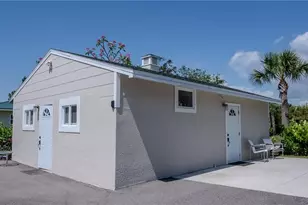 1308 Rosemary Ln, Naples, FL 34103 - Photo 16