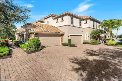 8783 Coastline Ct #202, Naples, FL 34120 - Photo 4