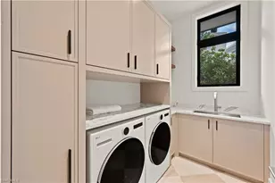 1199 12th St N, Naples, FL 34102 - Photo 26