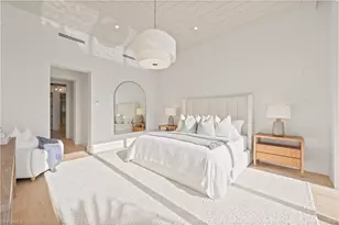 1199 12th St N, Naples, FL 34102 - Photo 28