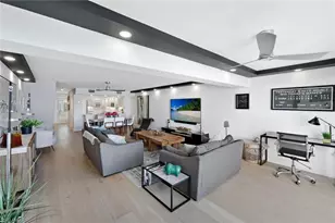 800 River Point Dr, Naples, FL 34102 - Photo 4