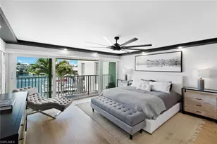 800 River Point Dr, Naples, FL 34102 - Photo 12