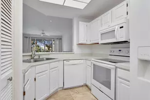 9851 Costa Mesa Ln, Bonita Springs, FL 34135 - Photo 8