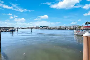 800 River Point Dr, Naples, FL 34102 - Photo 28