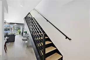 800 River Point Dr, Naples, FL 34102 - Photo 14