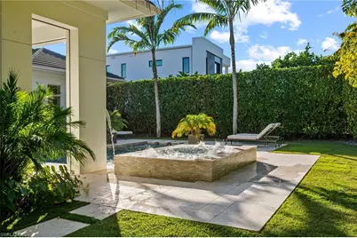 655 Starboard Dr, Naples, FL 34103 - Photo 44