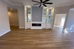 2740 Island Pond Ln, Naples, FL 34119 - Photo 10