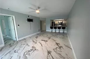 2346 Naples Trace Cir, Naples, FL 34109 - Photo 4