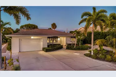2737 Shoreview Dr, Naples, FL 34112 - Photo 42