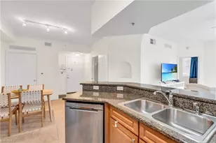 12990 Positano Cir, Naples, FL 34105 - Photo 6