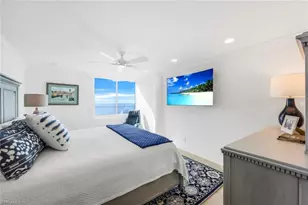 4041 Gulf Shore Blvd SW, Naples, FL 34103 - Photo 16