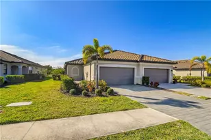 14033 Pine Lodge Ln, Fort Myers, FL 33913 - Photo 2