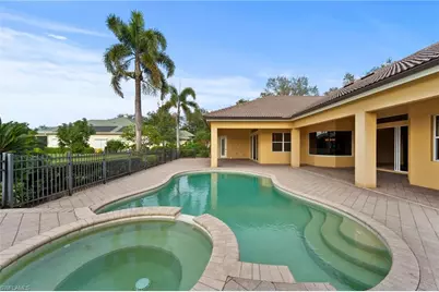 527 Terracina Way, Naples, FL 34119 - Photo 48
