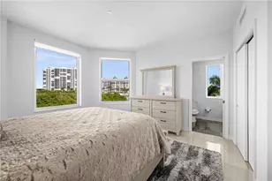 445 Dockside Dr, Naples, FL 34110 - Photo 20