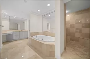 445 Dockside Dr, Naples, FL 34110 - Photo 34