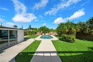 3999 Guava Dr, Naples, FL 34104 - Photo 30