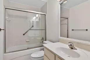 7555 Meadow Lakes Dr, Naples, FL 34104 - Photo 12