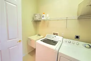 1320 Barnstable Ct, Naples, FL 34104 - Photo 28