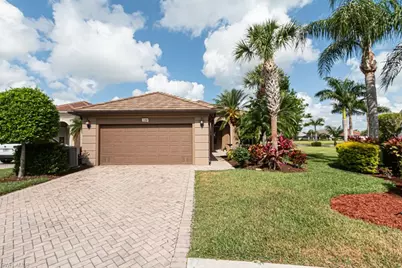 2258 Heydon Cir W, Naples, FL 34120 - Photo 2