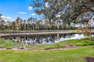 462 Preswick Ln SW, Naples, FL 34120 - Photo 4