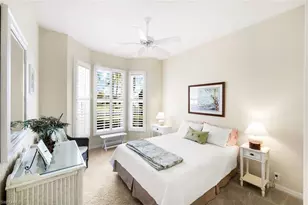 462 Preswick Ln SW, Naples, FL 34120 - Photo 20