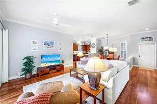 462 Preswick Ln SW, Naples, FL 34120 - Photo 10