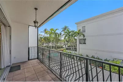 364 5th St S #102, Naples, FL 34102 - Photo 28