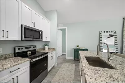 4657 Key Largo Ln, Bonita Springs, FL 34134 - Photo 14
