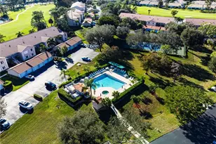 6945 Dennis Cir, Naples, FL 34104 - Photo 4