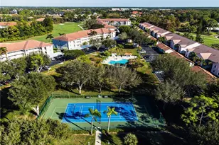 6945 Dennis Cir, Naples, FL 34104 - Photo 6