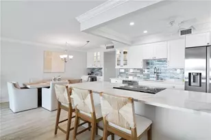 322 Harbour Dr, Naples, FL 34103 - Photo 6