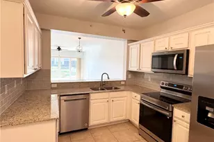 10020 Maddox Ln, Bonita Springs, FL 34135 - Photo 2