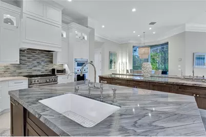 253 Cheshire Way, Naples, FL 34110 - Photo 16