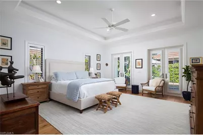 485 Wedge Dr, Naples, FL 34103 - Photo 10